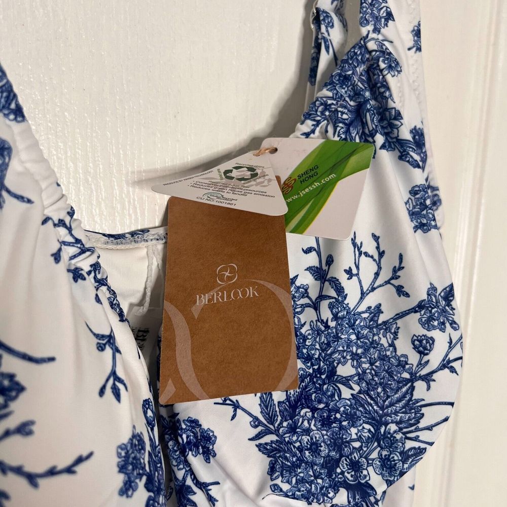 Berlook Womens Swimsuit 2XL Blue Tie‎ Floral One Piece Swimwear Stretch NWT - Picture 9 of 9